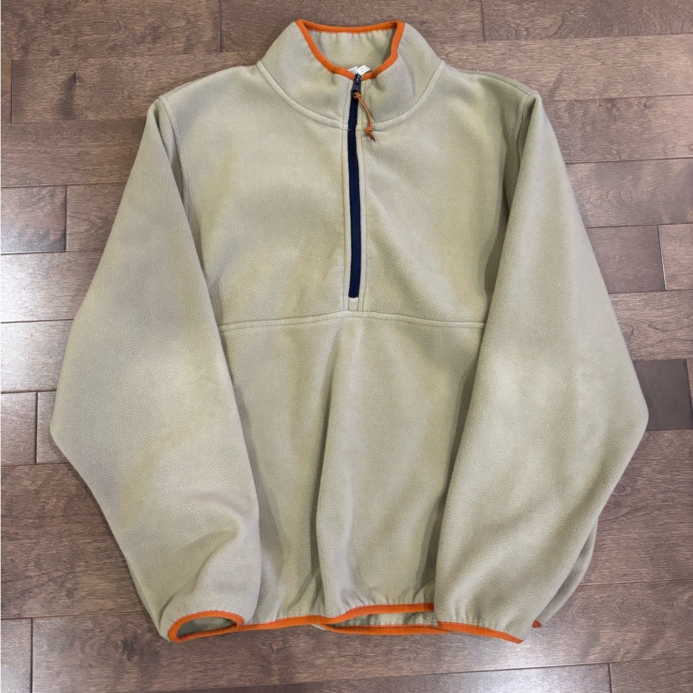 Twik Beige Fleece with Navy Accents